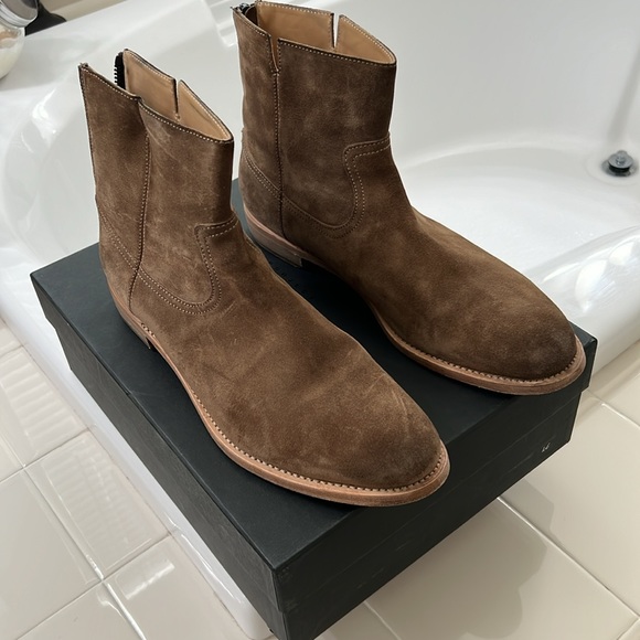 T W L V Full, Italian handmade leather zipper boots, in sand suede leather. - Picture 9 of 10